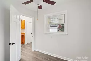 34 Parkview Dr, Brevard, NC 28712 - Photo 14