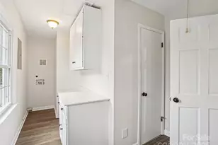 34 Parkview Dr, Brevard, NC 28712 - Photo 12