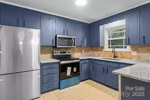 5300 Hickory Ln, Charlotte, NC 28216 - Photo 22