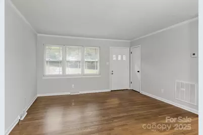 5300 Hickory Lane, Charlotte, NC 28216 - Photo 16