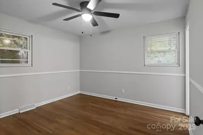 5300 Hickory Lane, Charlotte, NC 28216 - Photo 34