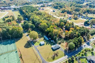 110 Jenkins Farm Ln, Mooresville, NC 28115 - Photo 1