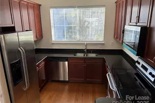 9122 Vilandry Way, Charlotte, NC 28273 - Photo 8