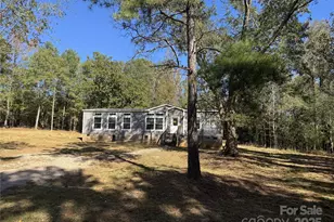 3960 Travellers Rd, Kershaw, SC 29067 - Photo 6
