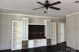 3960 Travellers Rd, Kershaw, SC 29067 - Photo 10