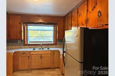 5206 Burke Drive, Charlotte, NC 28208 - Photo 2