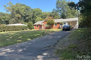 5206 Burke Dr, Charlotte, NC 28208 - Photo 1