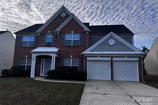 7803 Noland Woods Dr, Charlotte, NC 28277 - Photo 2