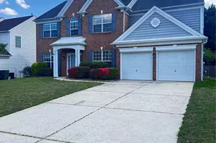 7803 Noland Woods Dr, Charlotte, NC 28277 - Photo 2