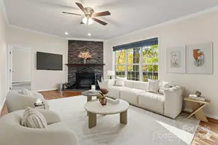 334 Foxden Rd, Mars Hill, NC 28754 - Photo 4