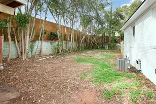 1325 Edgewater Dr, Charlotte, NC 28210 - Photo 24