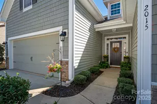 2015 Blackberry Ln, Lancaster, SC 29720 - Photo 2