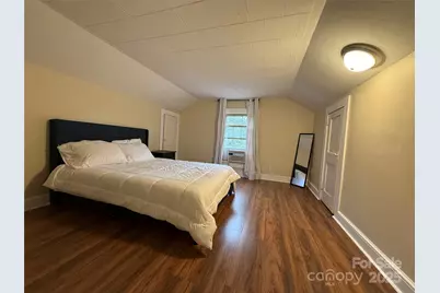 375 20th Avenue NE, Hickory, NC 28601 - Photo 24