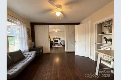 375 20th Avenue NE, Hickory, NC 28601 - Photo 6