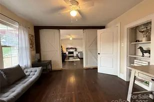 375 20th Ave NE, Hickory, NC 28601 - Photo 6