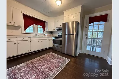 375 20th Avenue NE, Hickory, NC 28601 - Photo 32