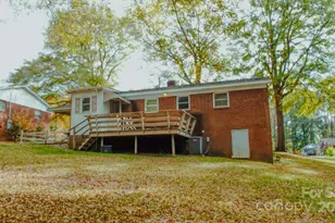 739 Vale St, Shelby, NC 28150 - Photo 4