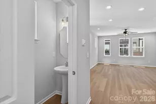 1618 Spring St, Charlotte, NC 28206 - Photo 12