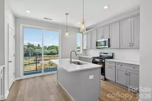 1341 Walter Taylor Wy, Charlotte, NC 28206 - Photo 2