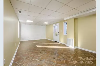 2106 Lynmore Drive, Sherrills Ford, NC 28673 - Photo 24