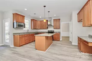 2108 Oakcliffe Ct, Harrisburg, NC 28075 - Photo 10