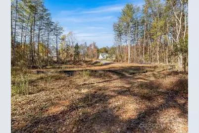 304 Winding Creek Drive, Morganton, NC 28655 - Photo 4