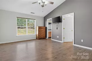 3219 Alderpoint Ln, Charlotte, NC 28262 - Photo 12