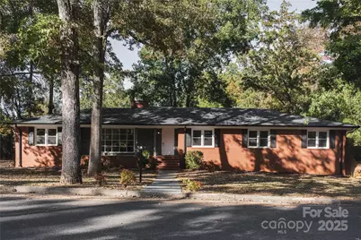 719 Avondale Avenue, Albemarle, NC 28001 - Photo 2