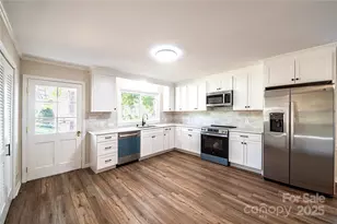 719 Avondale Ave, Albemarle, NC 28001 - Photo 10