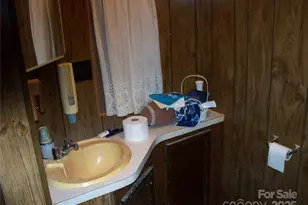 914 Salem Church Rd, Lincolnton, NC 28092 - Photo 18