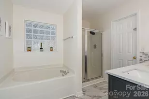 14121 Rouda Ln, Charlotte, NC 28269 - Photo 18