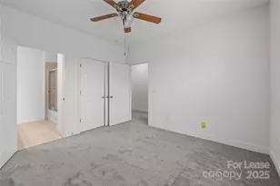 1000 E Woodlawn Rd, Charlotte, NC 28209 - Photo 22