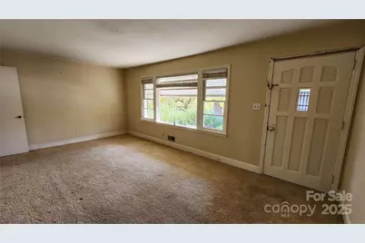 150 31st Avenue NW, Hickory, NC 28601 - Photo 14