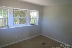 709 A St, Bessemer City, NC 28016 - Photo 22