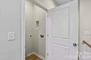 1353 Walter Taylor Wy, Charlotte, NC 28206 - Photo 20