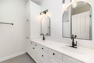 2723 Sawgrass Ridge Pl, Charlotte, NC 28269 - Photo 22