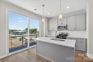 1357 Walter Taylor Wy, Charlotte, NC 28206 - Photo 4