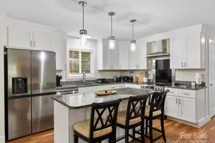 258 Old Weaverville Rd, Asheville, NC 28804 - Photo 10