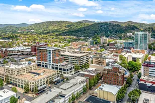 21 Battery Park Ave, Asheville, NC 28801 - Photo 28