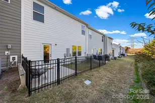 1140 Streamside Ln, York, SC 29745 - Photo 32