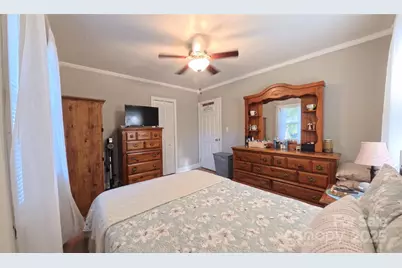 1521 Herrin Avenue, Charlotte, NC 28205 - Photo 14