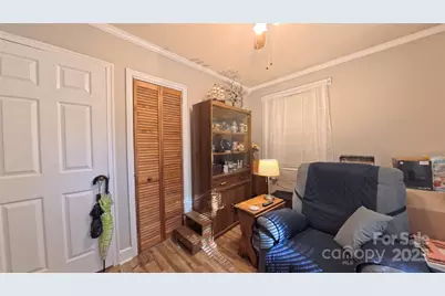 1521 Herrin Avenue, Charlotte, NC 28205 - Photo 16
