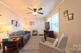 1521 Herrin Ave, Charlotte, NC 28205 - Photo 6