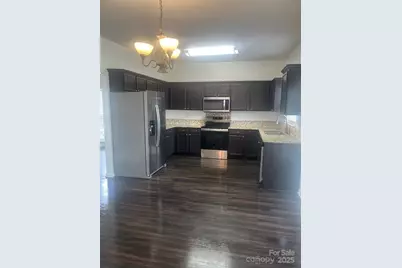 1139 Vine Cliff Lane, Charlotte, NC 28214 - Photo 2