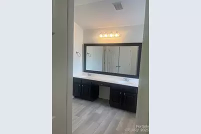 1139 Vine Cliff Lane, Charlotte, NC 28214 - Photo 8