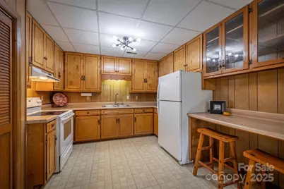 2511 Zacks Farm Road, Lenoir, NC 28645 - Photo 28