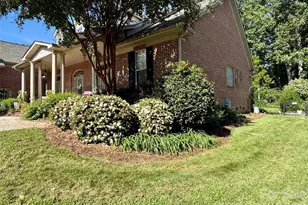 836 Abilene Ln, Fort Mill, SC 29715 - Photo 2