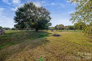 813 Circle Trace Rd, Monroe, NC 28110 - Photo 32