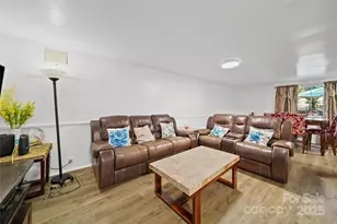 4823 Smokehollow Rd, Charlotte, NC 28227 - Photo 4