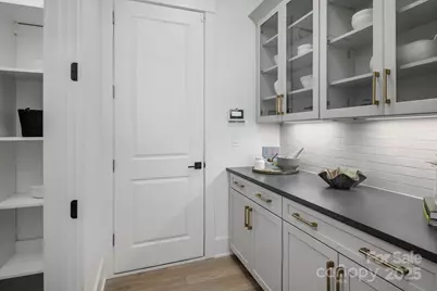 6019 Moonglade Way #424, Charlotte, NC 28269 - Photo 6